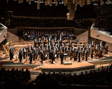 Composer Schoenberg: Violin Concerto, Transfigured Night, Jacob's Ladder Album Review – A Fascinating and Notable Collection